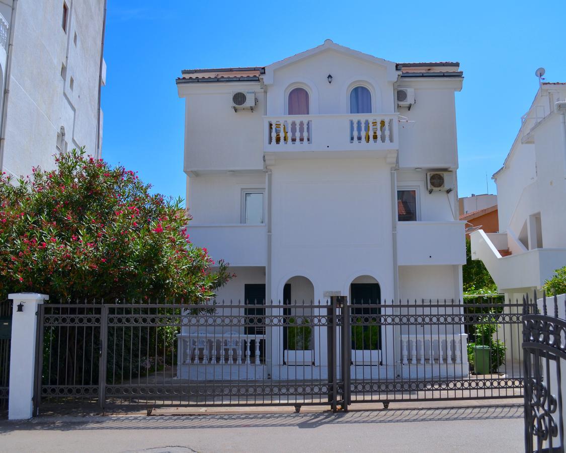 Amarillo Apartments 부드바 외부 사진
